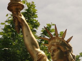 La Statue de la Liberté (Saint-Cyr-sur-mer)