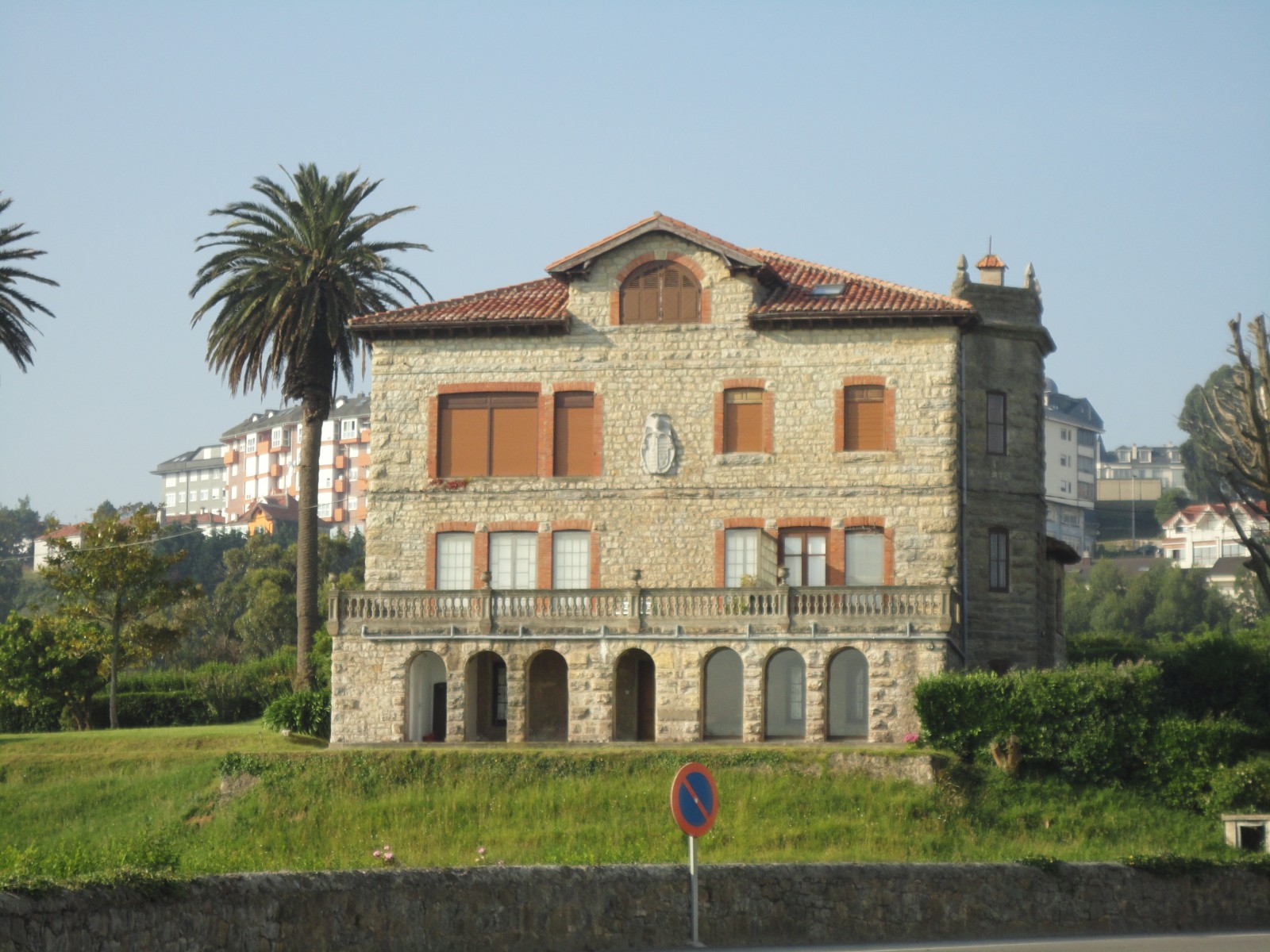 Casa de la Familia Fernández Caleya