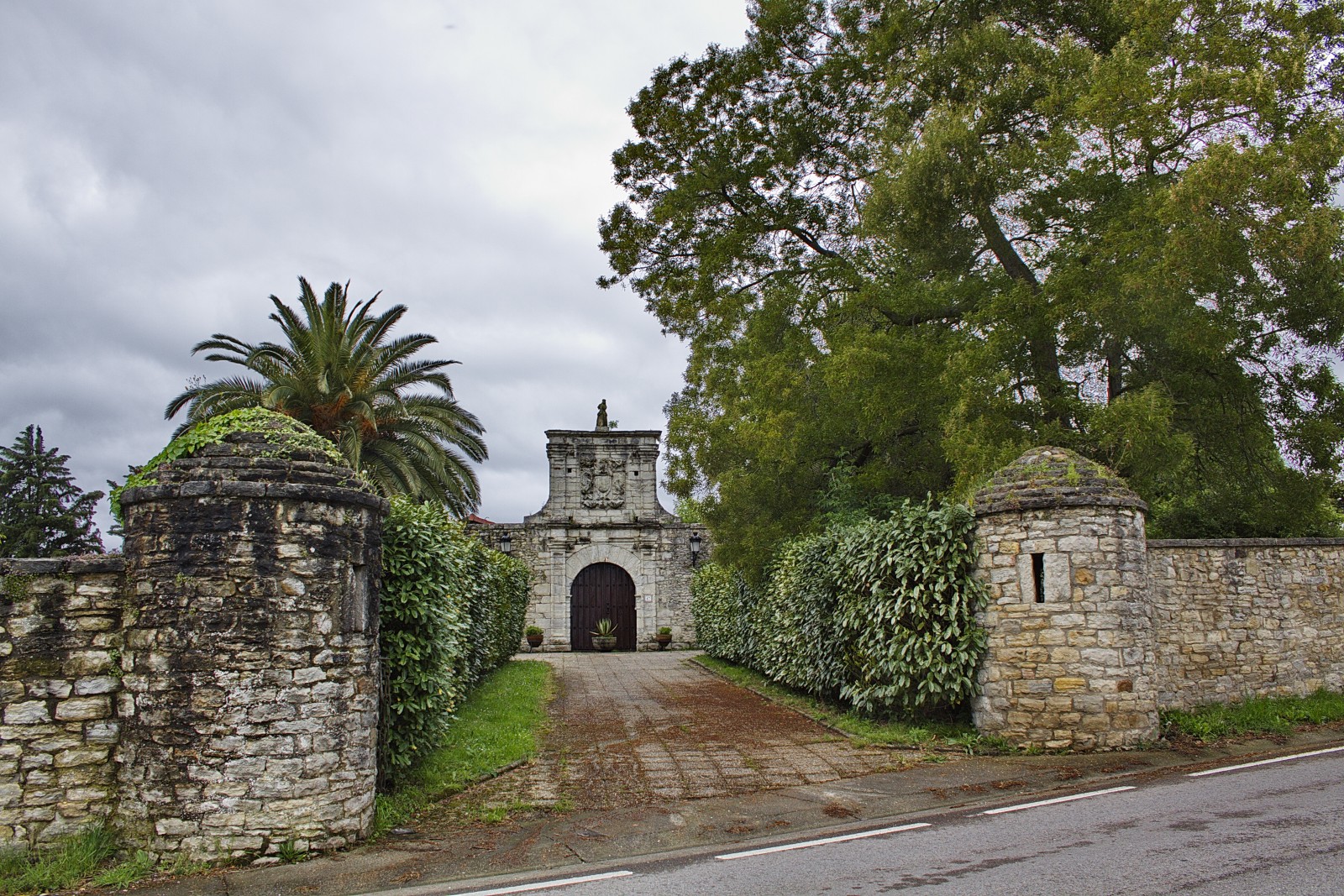 Casa de los Velarde (Hinojedo)