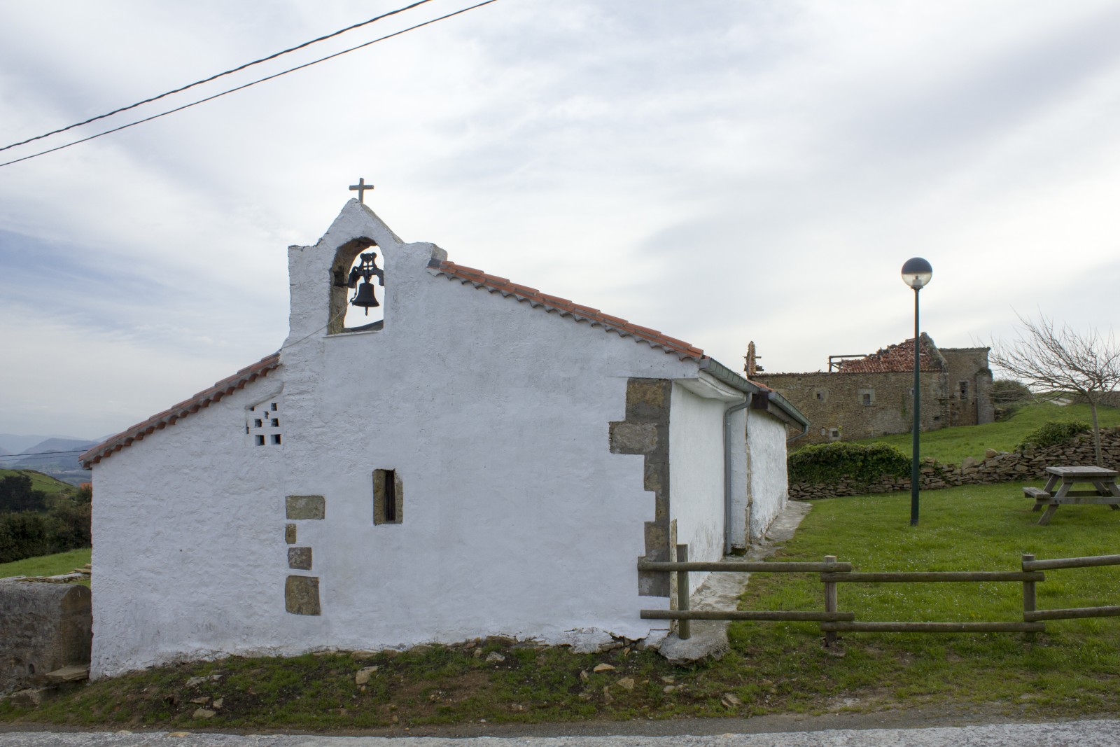 Ermita de Santa Lucía (Puente Avíos)