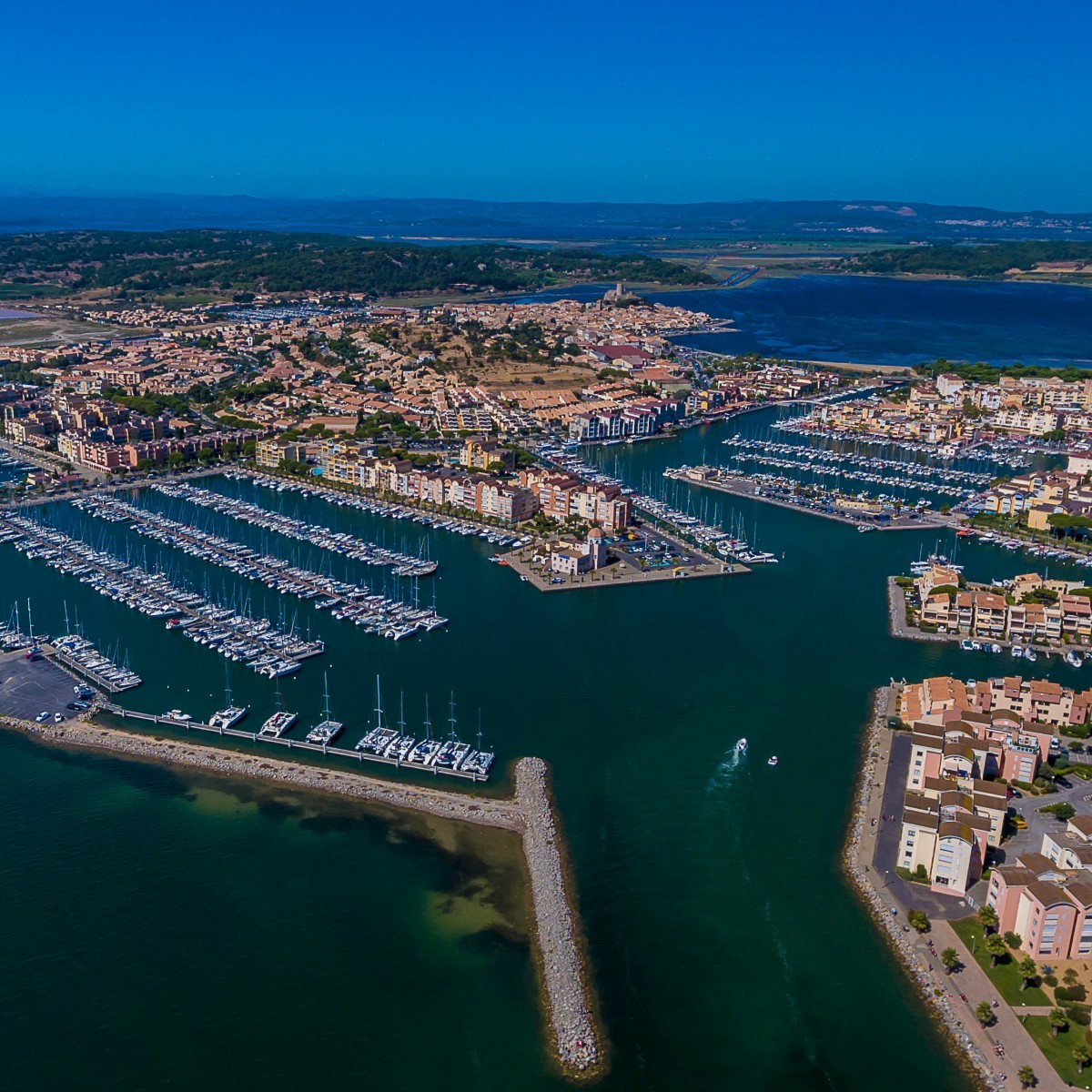 Marseille-fos port. порт кс го. карта de_port. ла порт де штрумпф. De port.