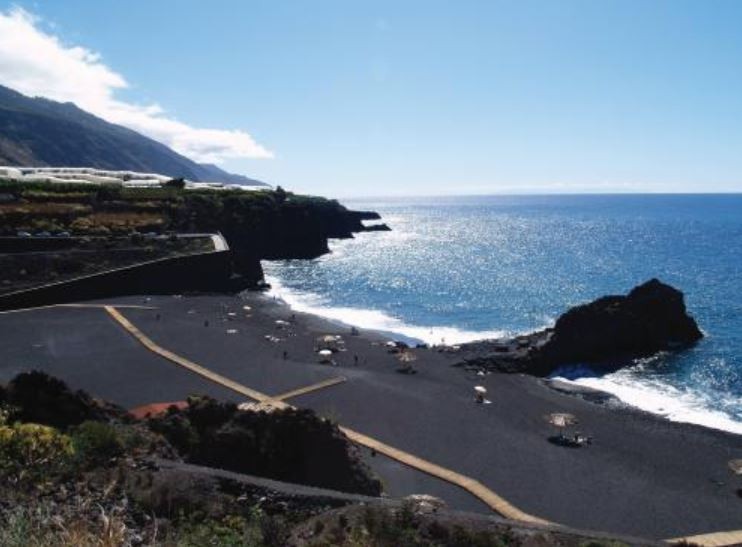 Playa Charco Verde
