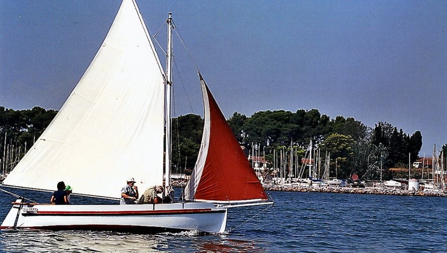 Virée en bateau traditionnel à voile