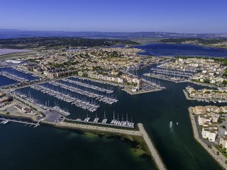 Le port aux 1000 tavernes