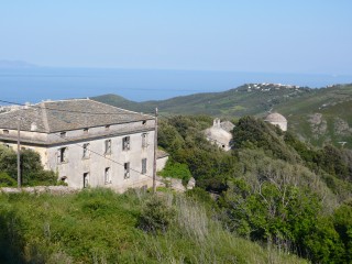 Maisons d' Américains - Palazzi di l'americani - Cap Corse Capicorsu